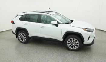 2024 Toyota RAV4 Limited full