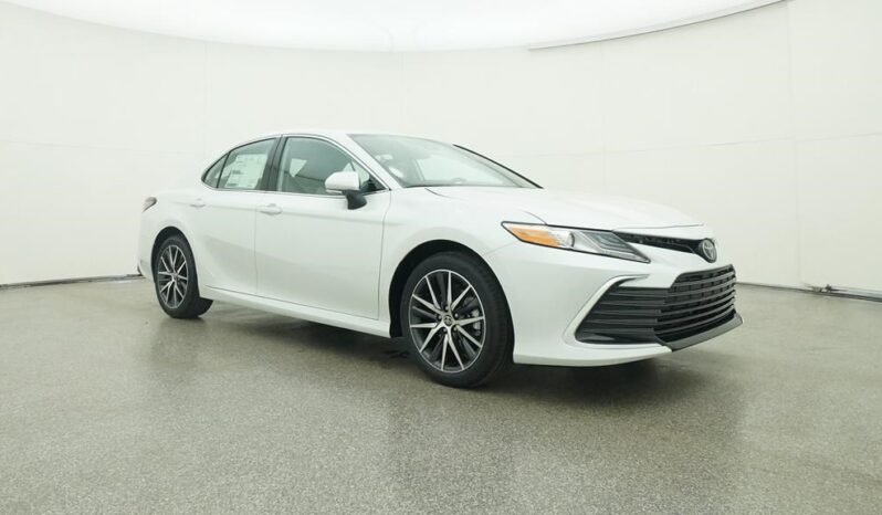 2024 Toyota Camry XLE full