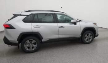 2024 Toyota RAV4 Hybrid XLE full