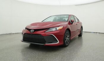 2024 Toyota Camry XLE V6 full