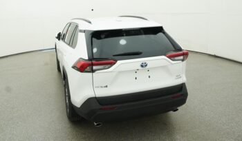 2024 Toyota RAV4 Hybrid XLE full