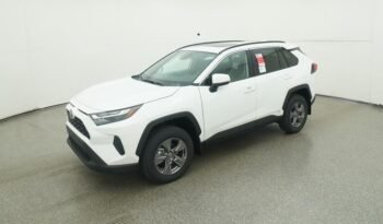 2024 Toyota RAV4 Hybrid XLE full