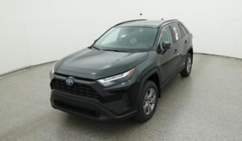 2024 Toyota RAV4 Hybrid XLE full