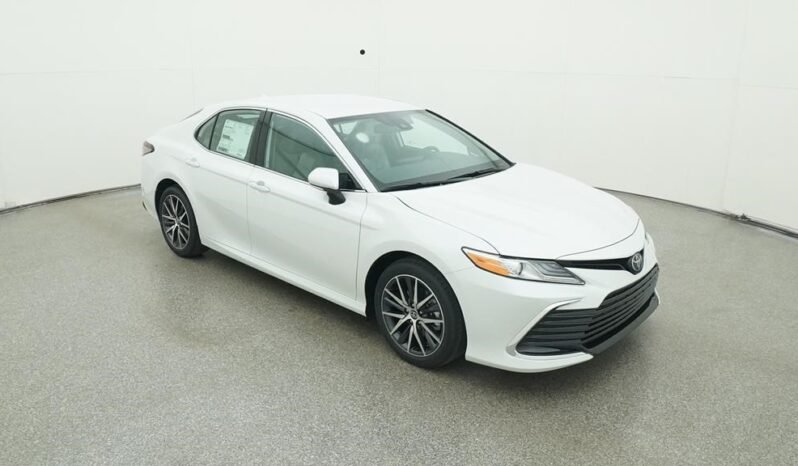 2024 Toyota Camry XLE full