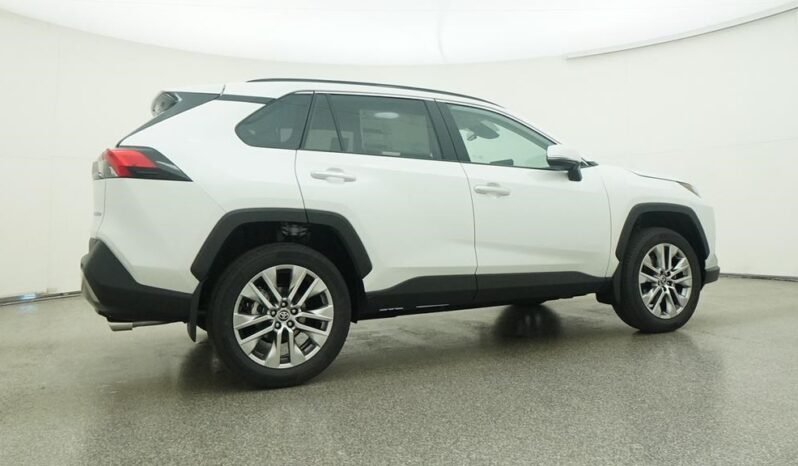 2024 Toyota RAV4 Limited full