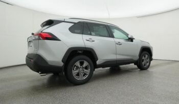 2024 Toyota RAV4 Hybrid XLE full