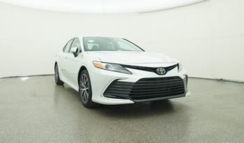 2024 Toyota Camry XLE full