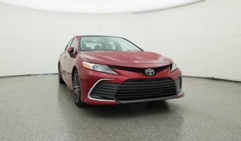 2024 Toyota Camry XLE V6 full