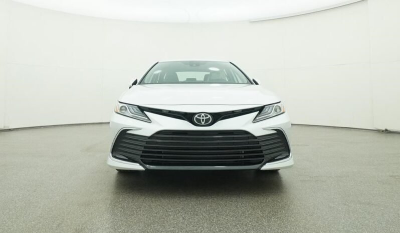 2024 Toyota Camry XLE full