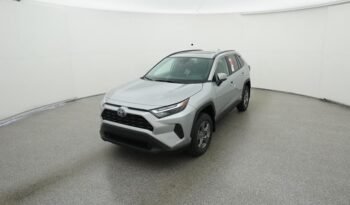 2024 Toyota RAV4 Hybrid XLE full